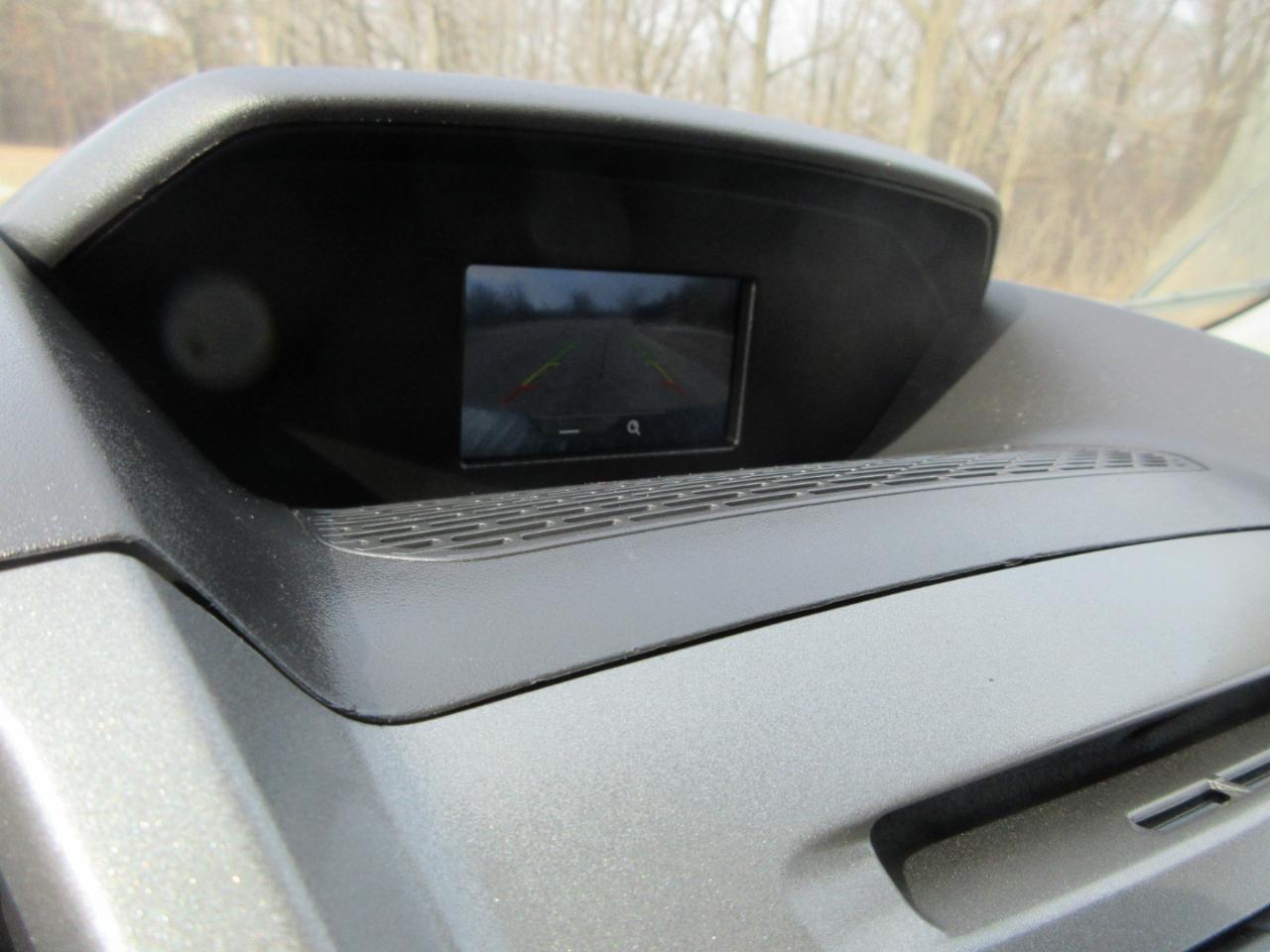 Ford Transit 250 Van Low Roof w/Sliding Pass. 130-in. WB 2017