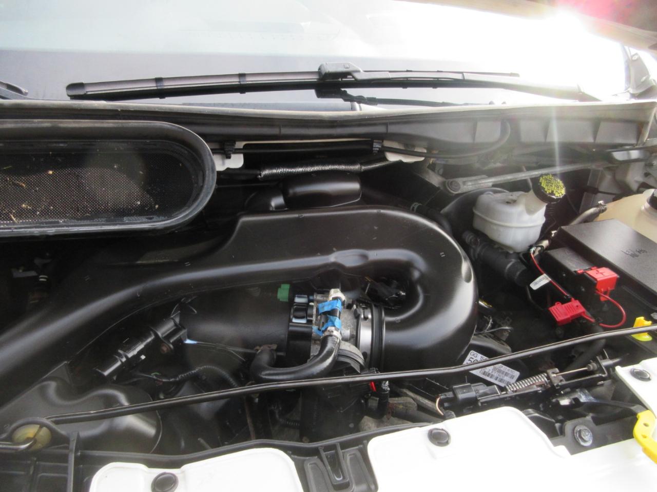 Ford Transit 250 Van Low Roof w/Sliding Pass. 130-in. WB 2017