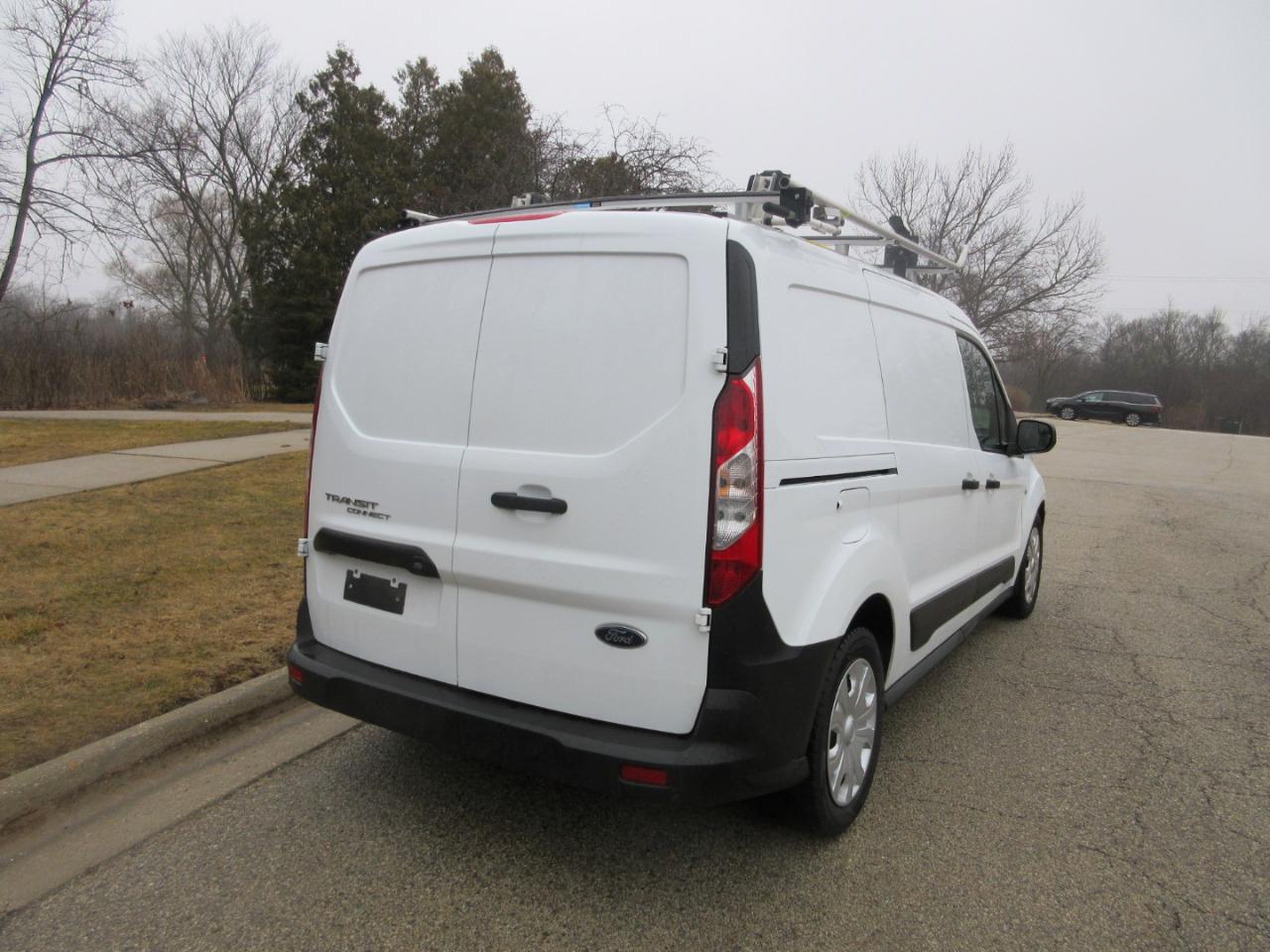 Ford Transit Connect Cargo Van XL LWB 2022