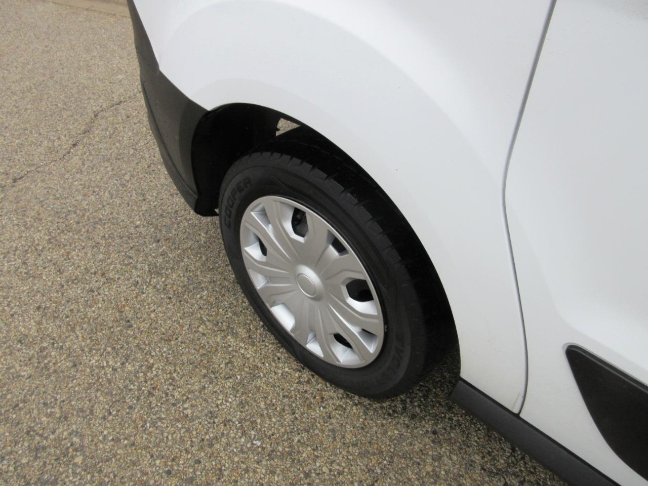 Ford Transit Connect Cargo Van XL LWB 2022