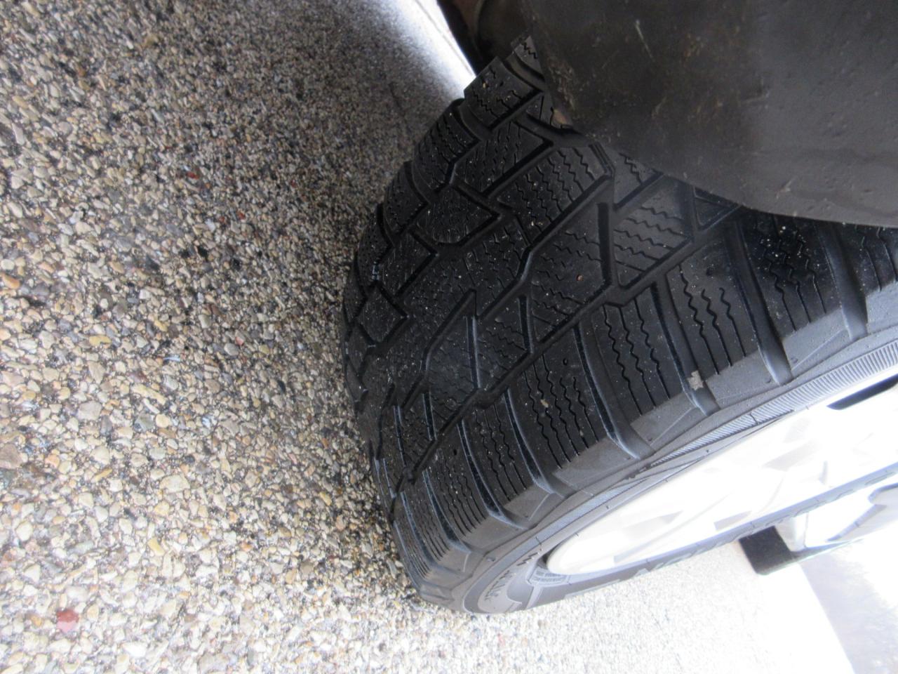 Ford Transit Connect Cargo Van XL LWB 2022