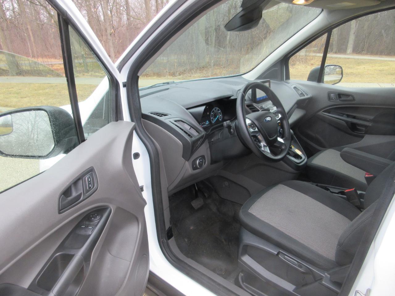 Ford Transit Connect Cargo Van XL LWB 2022