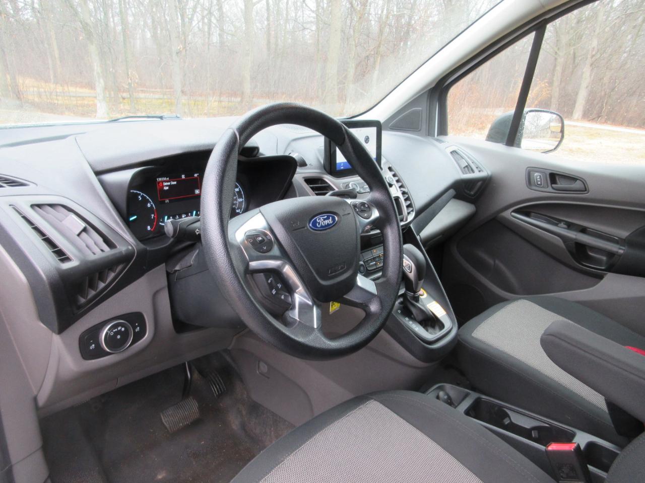 Ford Transit Connect Cargo Van XL LWB 2022