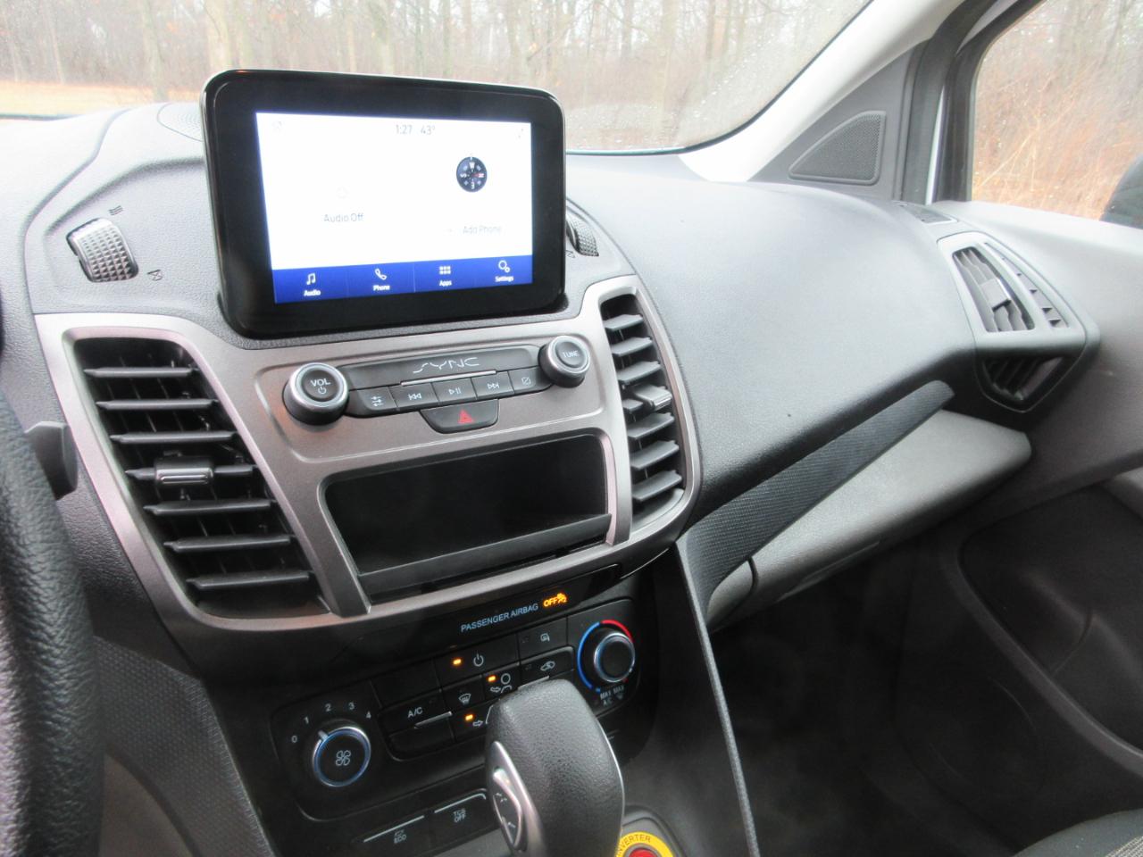 Ford Transit Connect Cargo Van XL LWB 2022