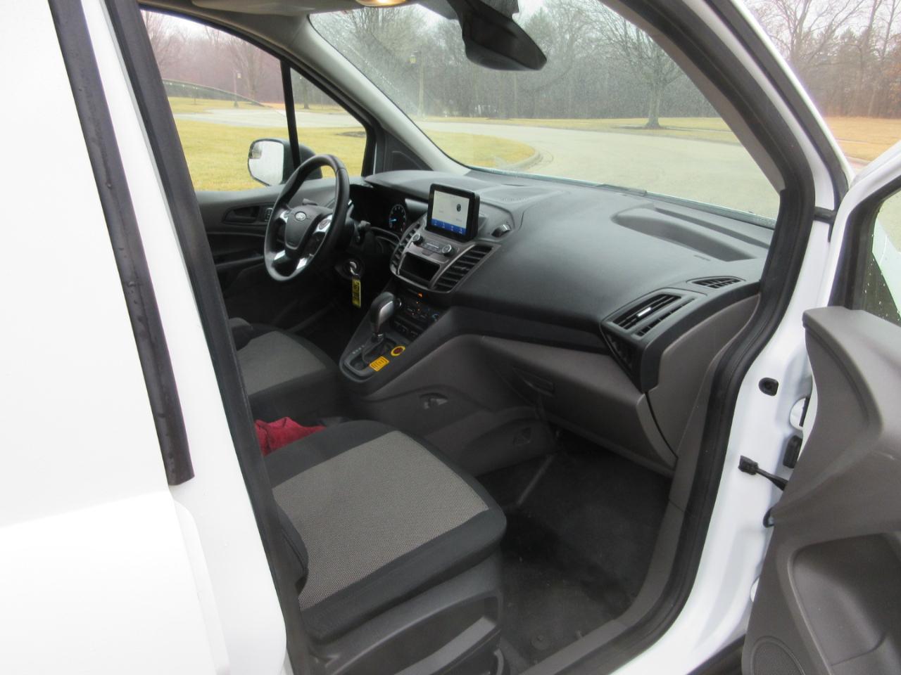 Ford Transit Connect Cargo Van XL LWB 2022