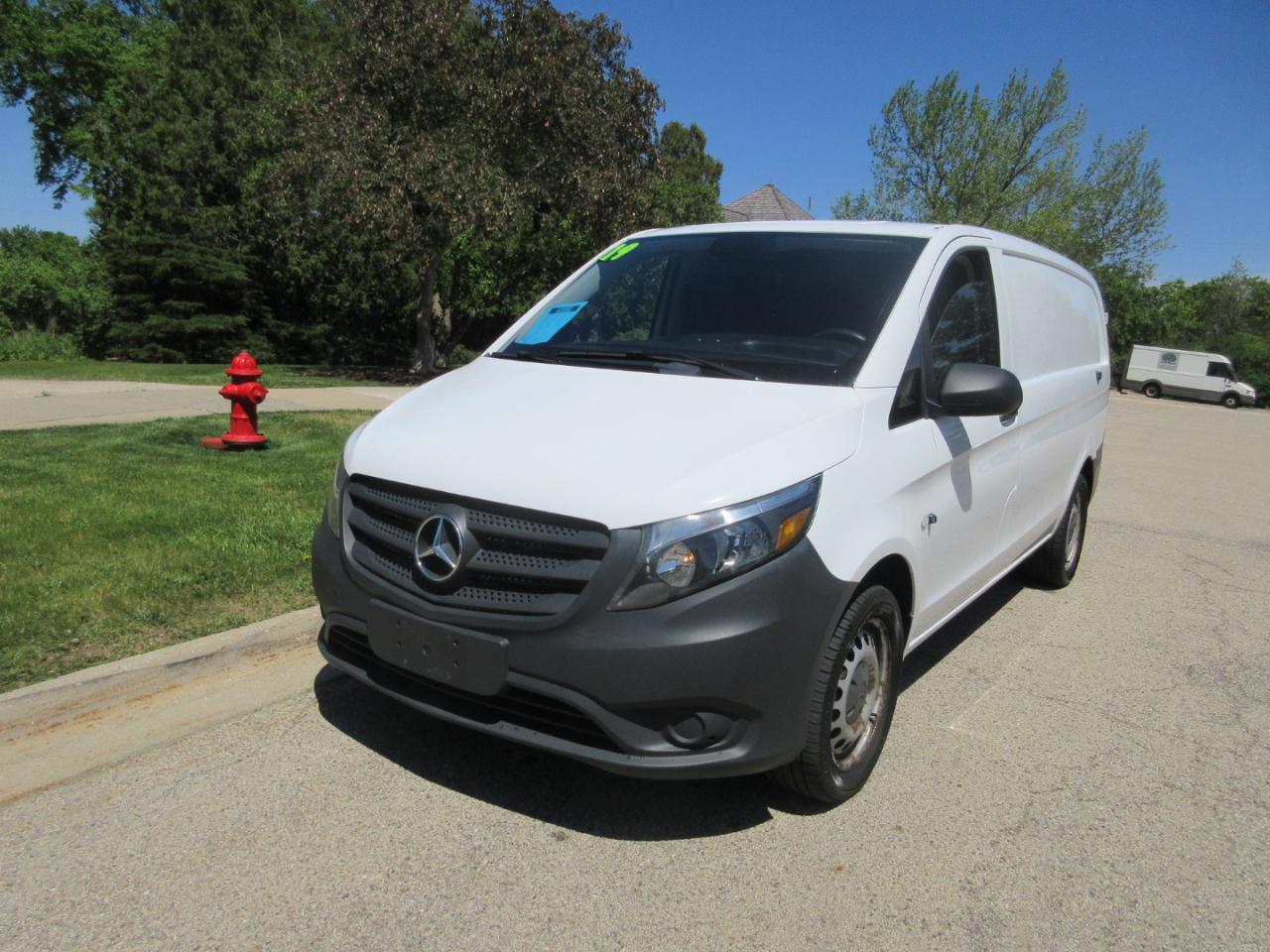 Mercedes-Benz Metris Standard Roof 126" Wheelbase 2019