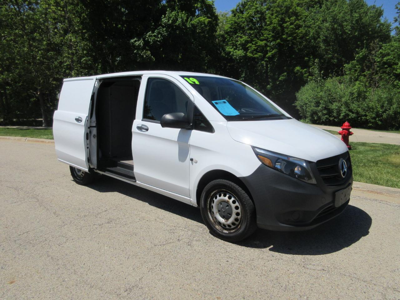 Mercedes-Benz Metris Standard Roof 126" Wheelbase 2019