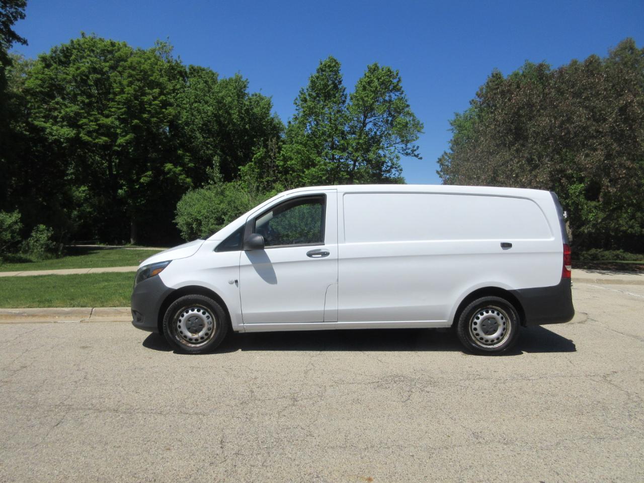 Mercedes-Benz Metris Standard Roof 126" Wheelbase 2019