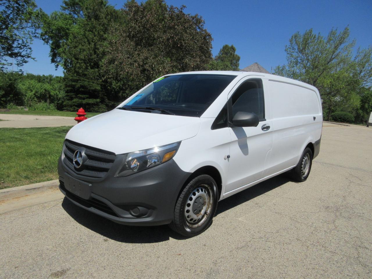 Mercedes-Benz Metris Standard Roof 126" Wheelbase 2019