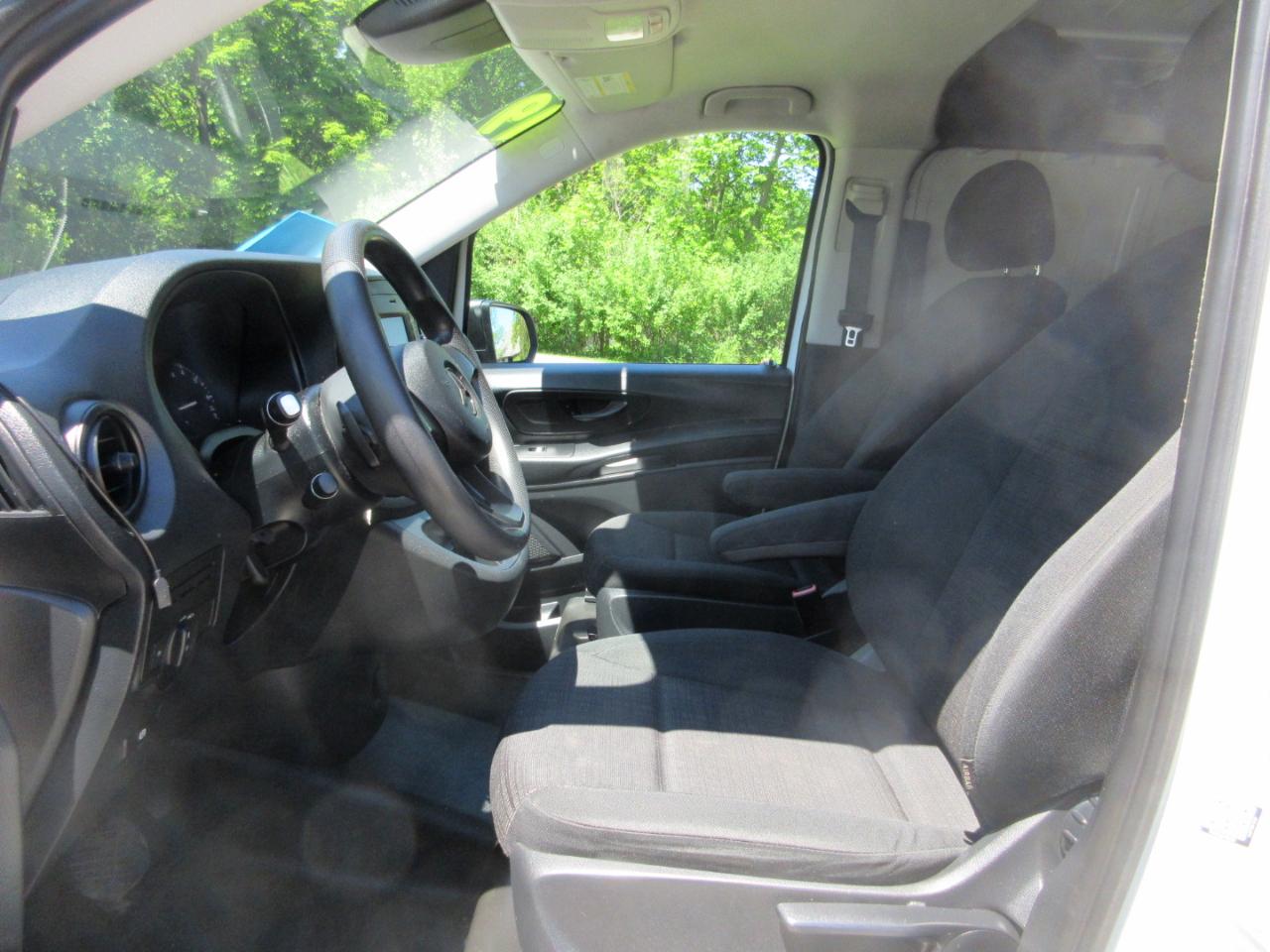 Mercedes-Benz Metris Standard Roof 126" Wheelbase 2019