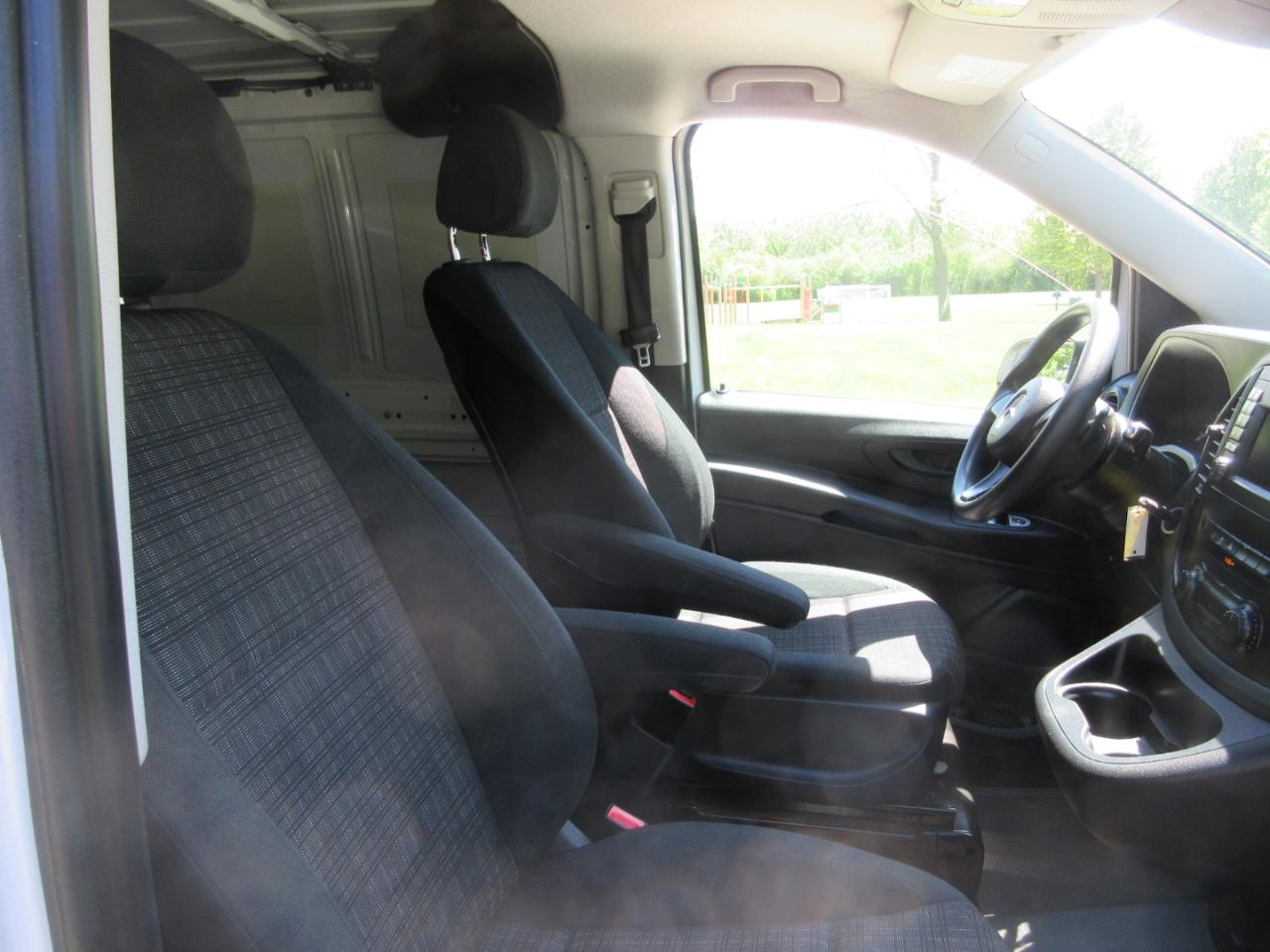 Mercedes-Benz Metris Standard Roof 126" Wheelbase 2019