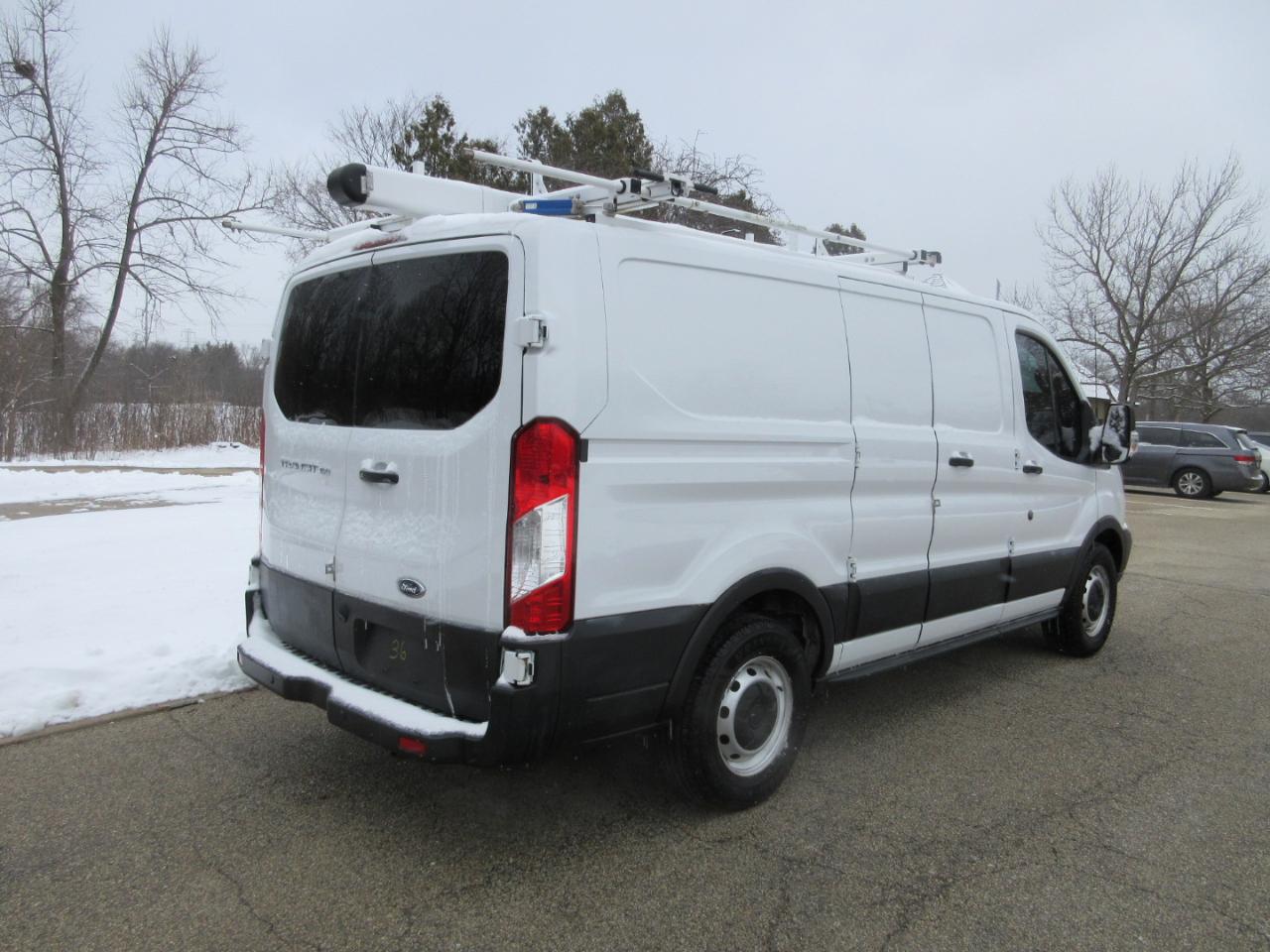 Ford Transit 150 Van Low Roof 60/40 Pass. 130-in. WB 2019