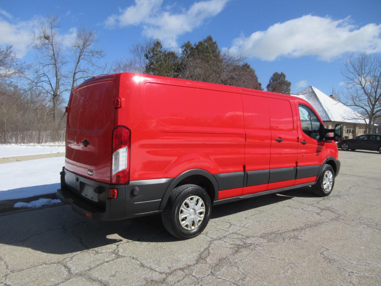 Ford Transit 350 Van Low Roof 60/40 Pass. 148-in. WB 2017