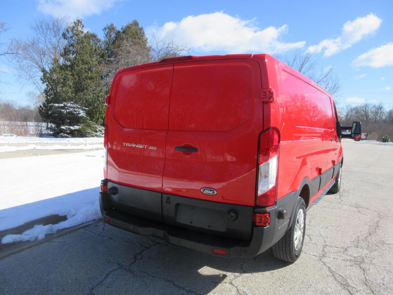 Ford Transit 350 Van Low Roof 60/40 Pass. 148-in. WB 2017