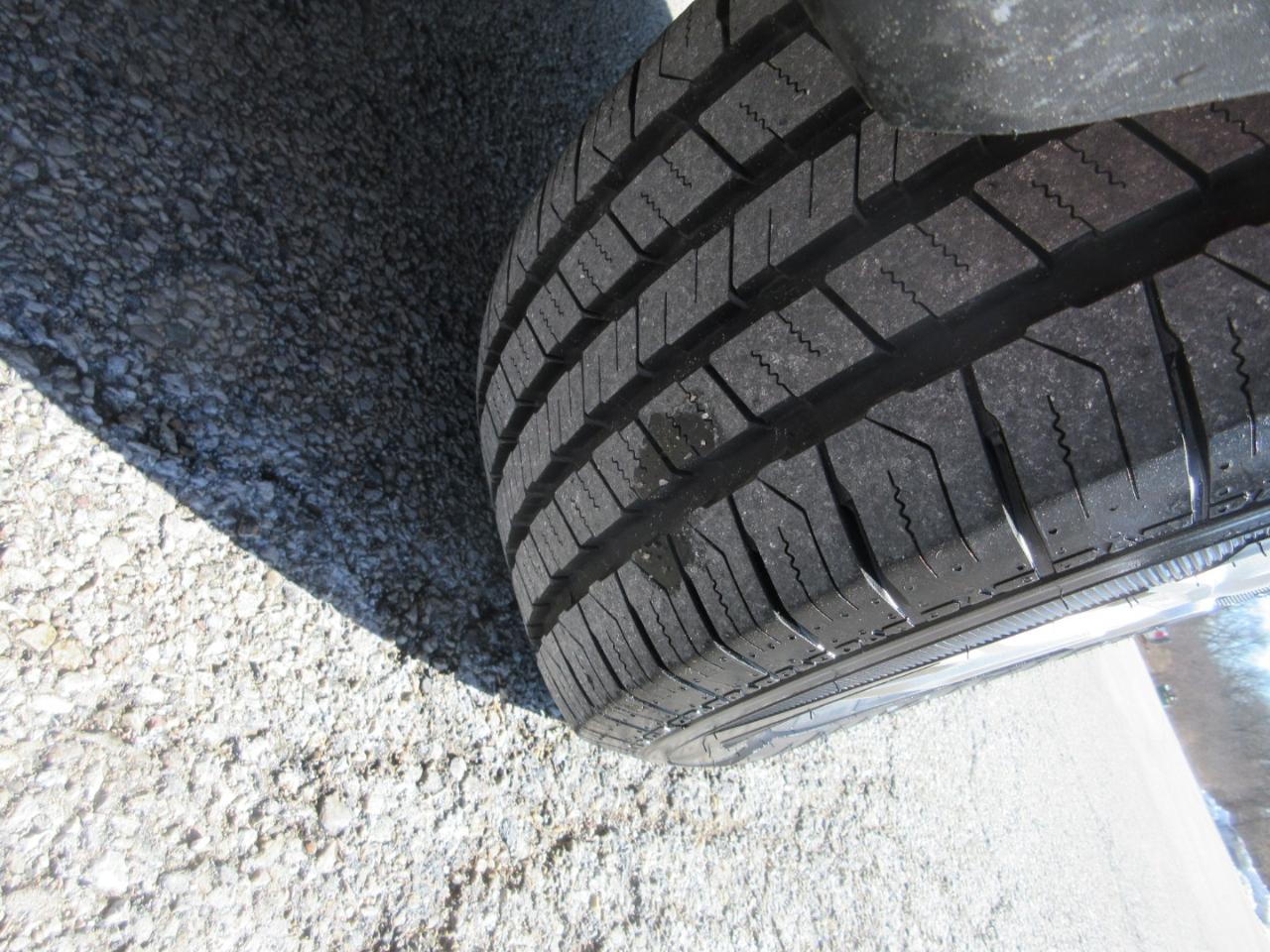 Ford Transit 350 Van Low Roof 60/40 Pass. 148-in. WB 2017