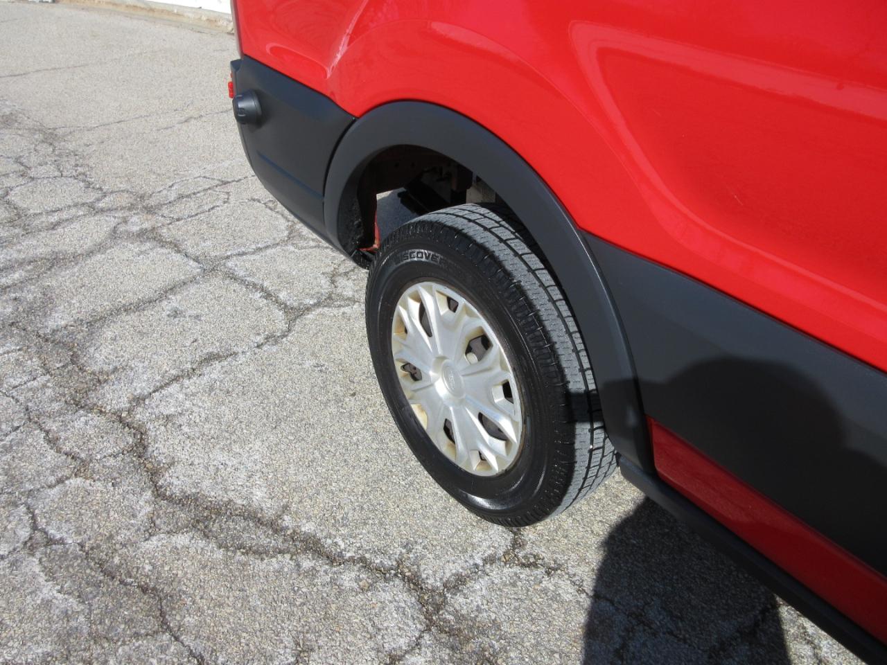 Ford Transit 350 Van Low Roof 60/40 Pass. 148-in. WB 2017