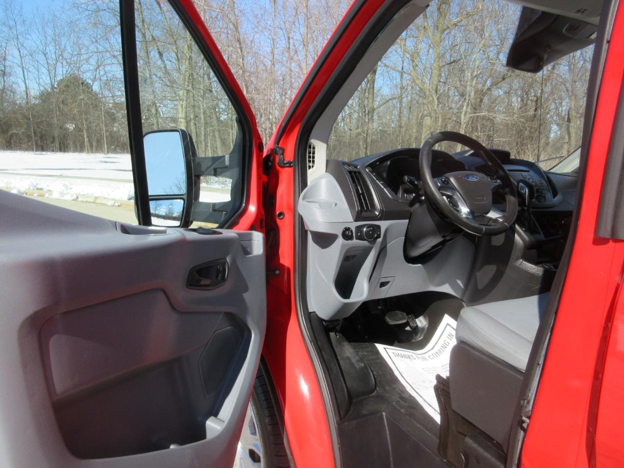 Ford Transit 350 Van Low Roof 60/40 Pass. 148-in. WB 2017