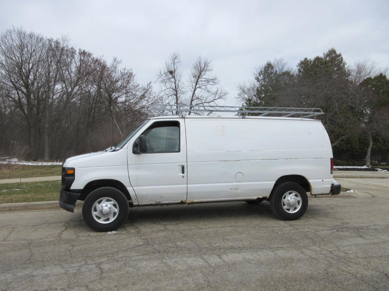 Ford Econoline E-250 2011