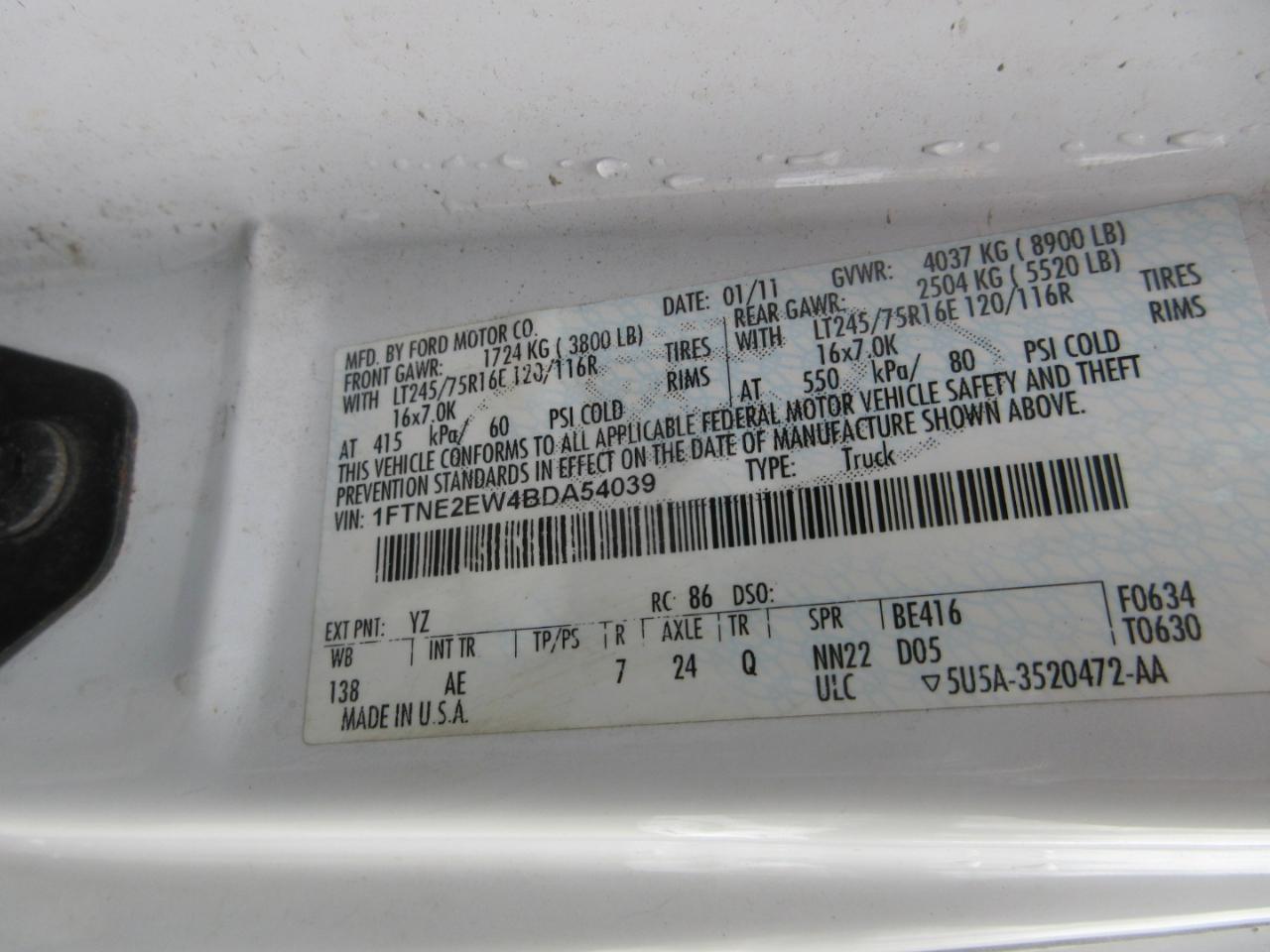 Ford Econoline E-250 2011