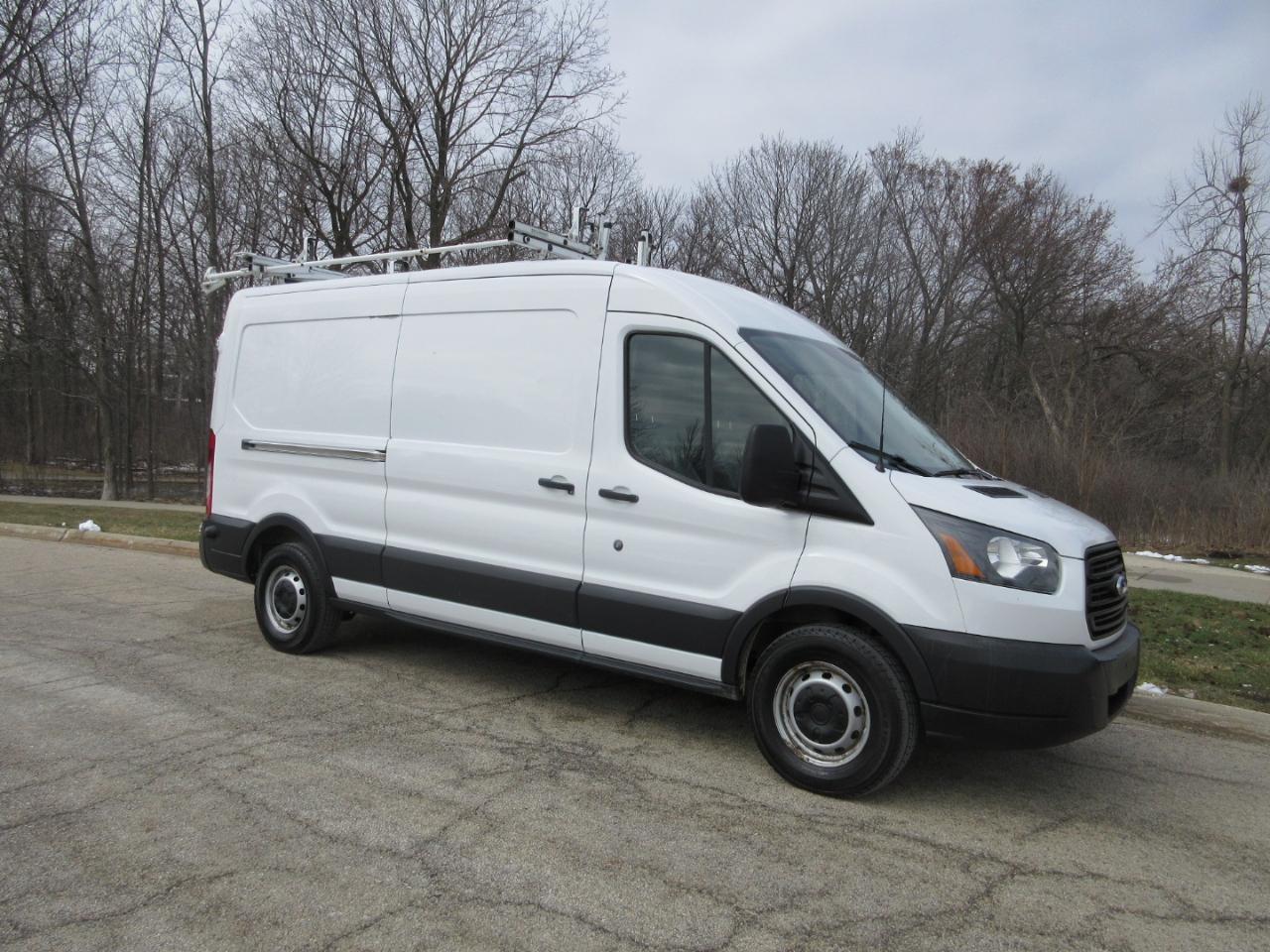 Ford Transit 150 Van Med. Roof w/Sliding Pass. 148-in. WB 2015