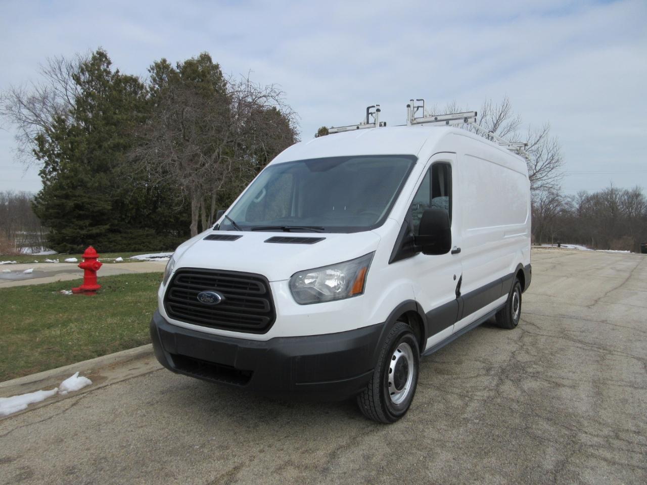 Ford Transit 150 Van Med. Roof w/Sliding Pass. 148-in. WB 2015