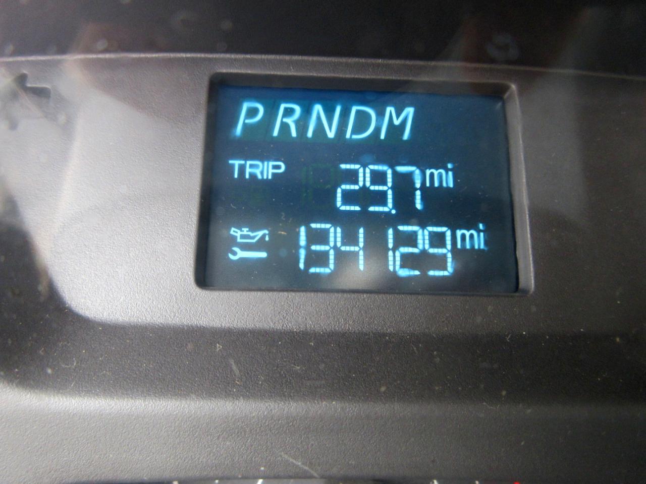 Ford Transit 150 Van Med. Roof w/Sliding Pass. 148-in. WB 2015