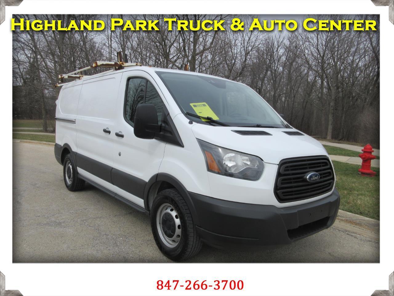 2017 Ford Transit 150 Van Low Roof w/Sliding Pass. 130-in. WB