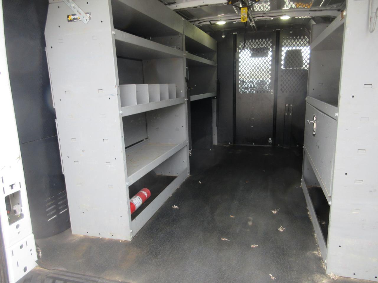 Ford Transit T-150 130" Low Rf 8600 GVWR Sliding RH Dr 2017