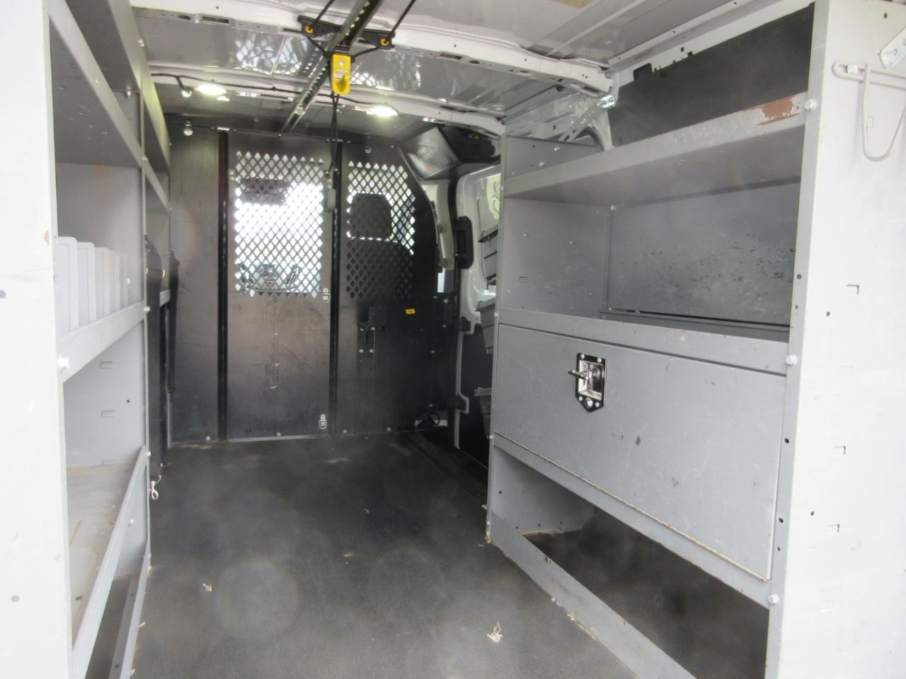 Ford Transit T-150 130" Low Rf 8600 GVWR Sliding RH Dr 2017