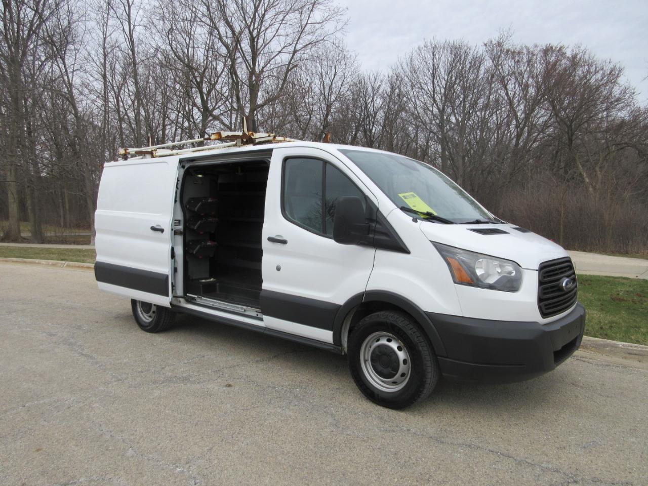 Ford Transit T-150 130" Low Rf 8600 GVWR Sliding RH Dr 2017