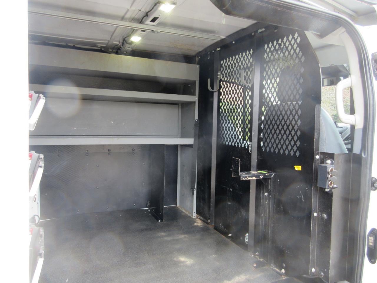 Ford Transit T-150 130" Low Rf 8600 GVWR Sliding RH Dr 2017