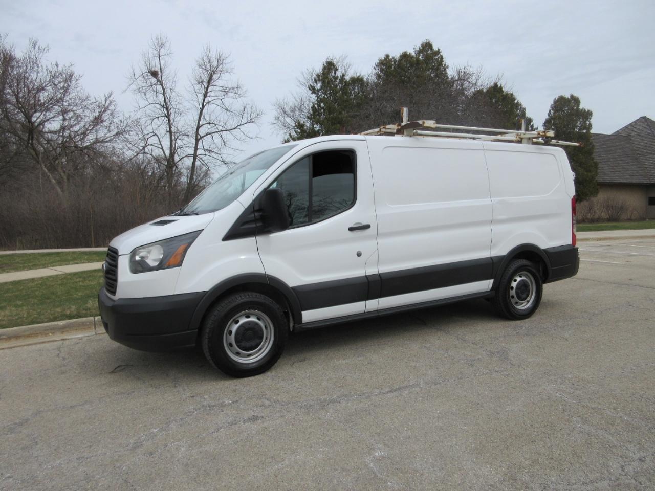 Ford Transit T-150 130" Low Rf 8600 GVWR Sliding RH Dr 2017