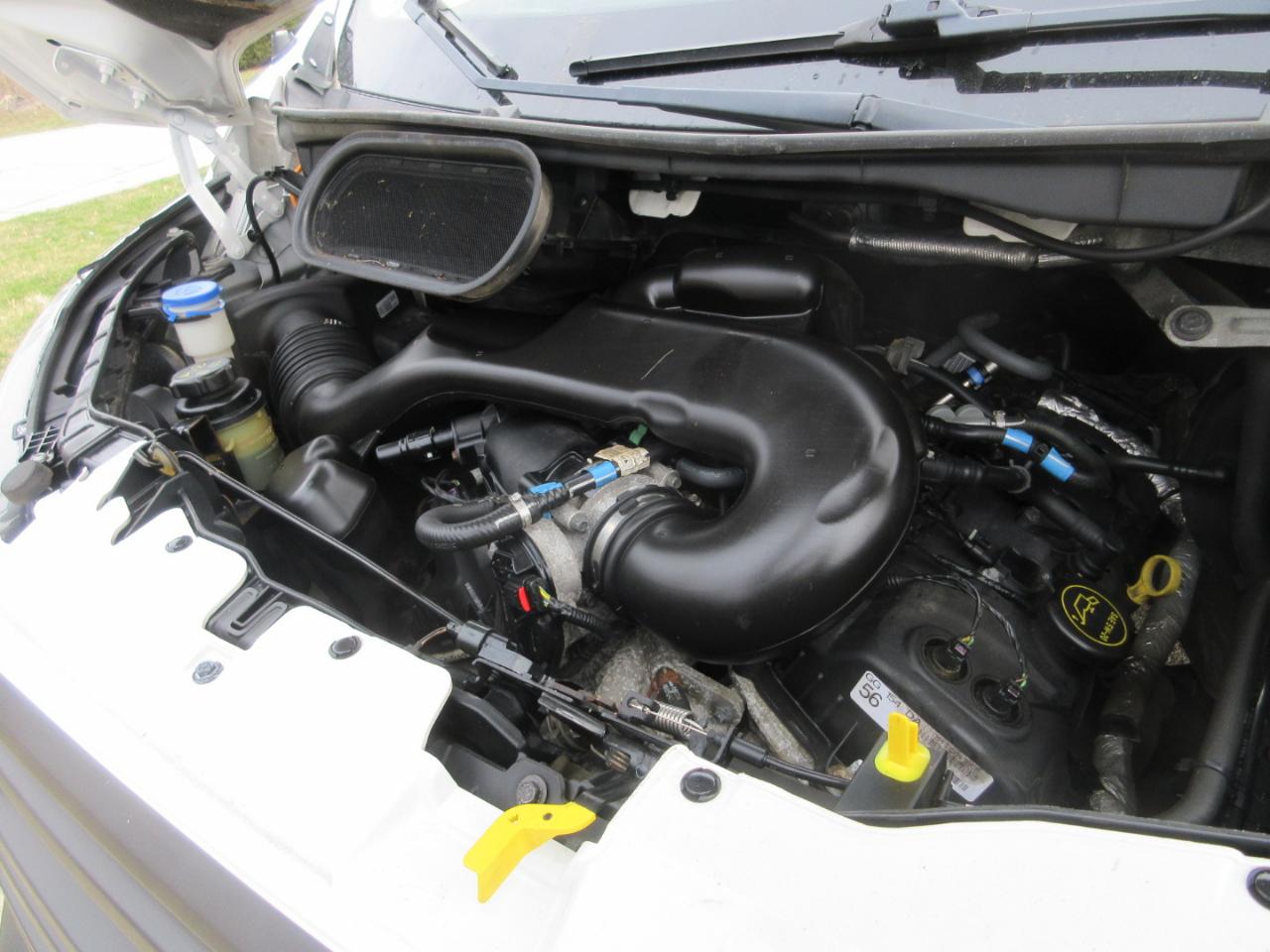 Ford Transit T-150 130" Low Rf 8600 GVWR Sliding RH Dr 2017