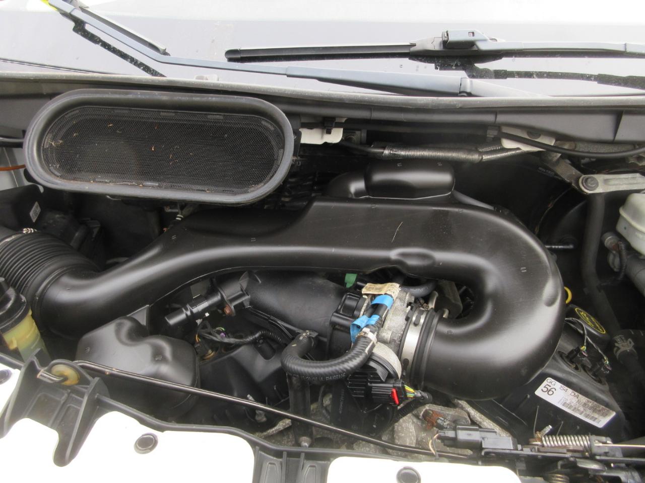 Ford Transit T-150 130" Low Rf 8600 GVWR Sliding RH Dr 2017