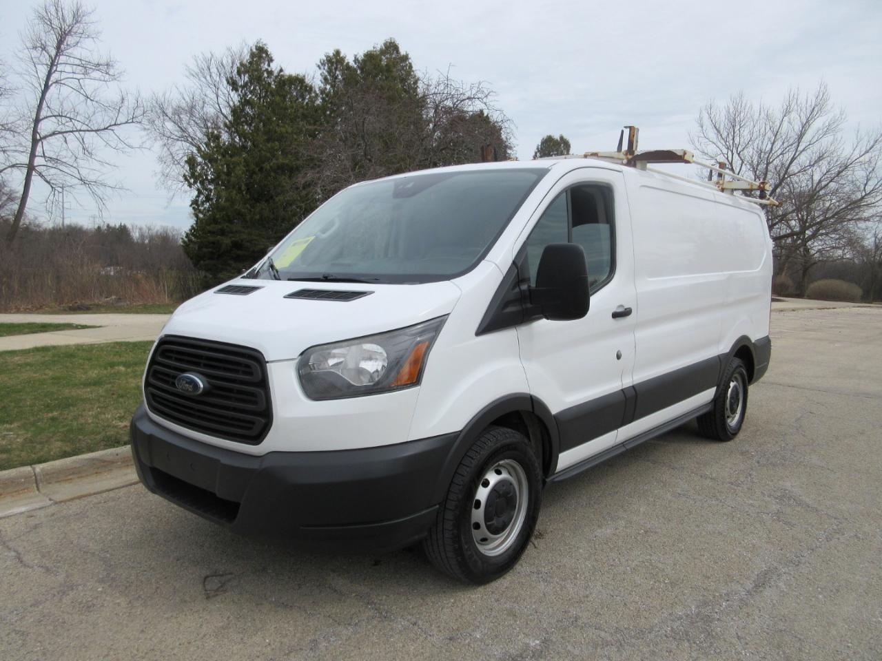 Ford Transit T-150 130" Low Rf 8600 GVWR Sliding RH Dr 2017