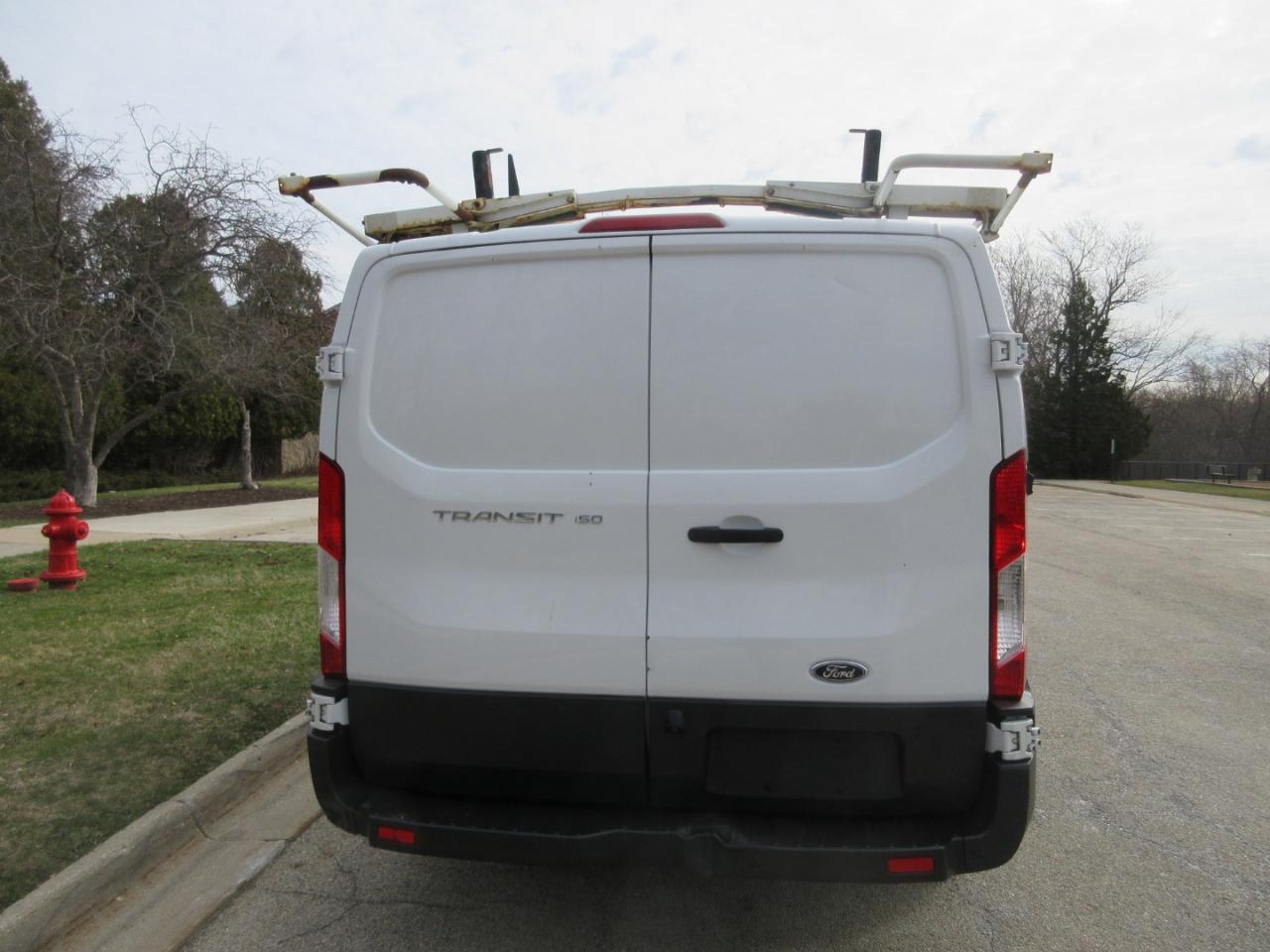 Ford Transit 150 Van Low Roof w/Sliding Pass. 130-in. WB 2017