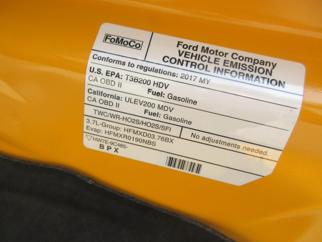 Ford Transit 250 Van Low Roof 60/40 Pass.130-in. WB 2017