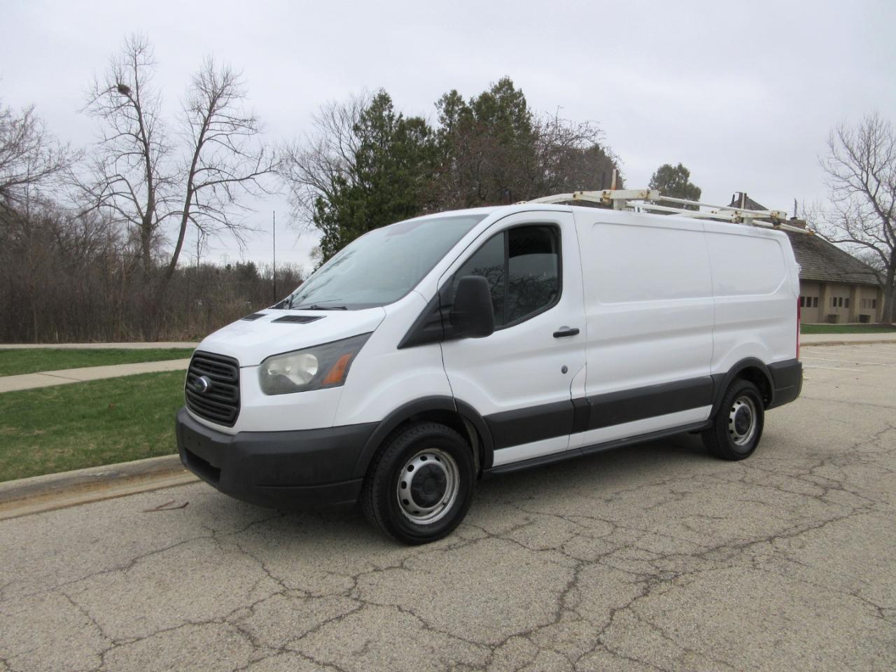 Ford Transit 150 Van Low Roof w/Sliding Pass. 130-in. WB 2015