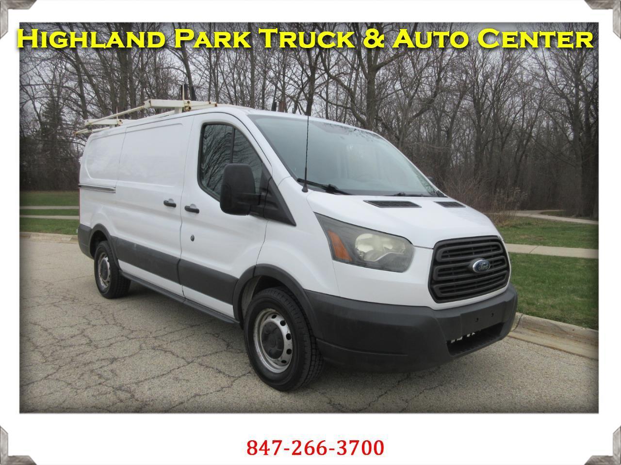 2015 Ford Transit 150 Van Low Roof w/Sliding Pass. 130-in. WB