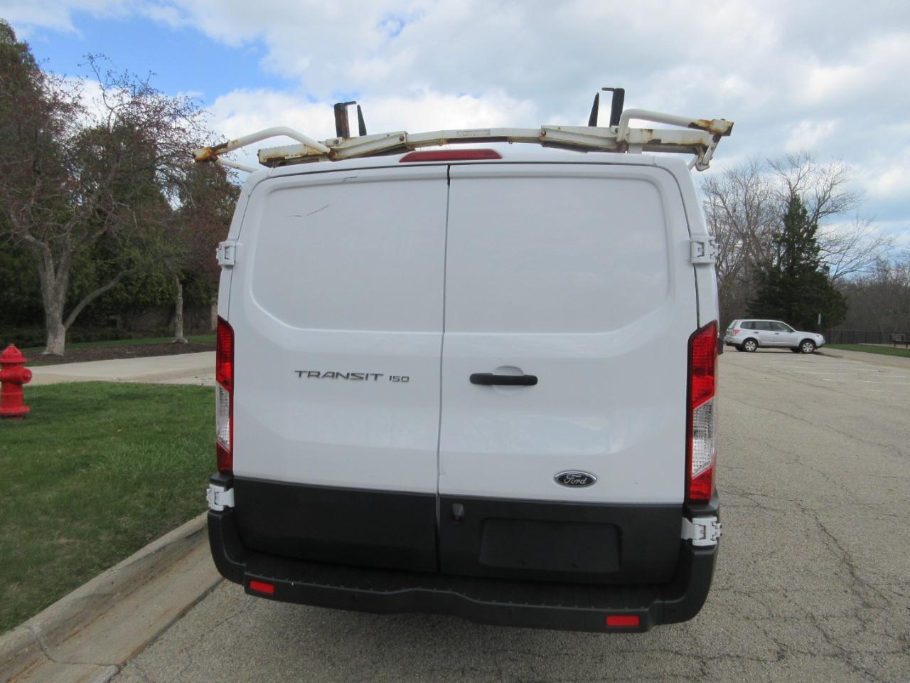 Ford Transit 150 Van Low Roof w/Sliding Pass. 130-in. WB 2017