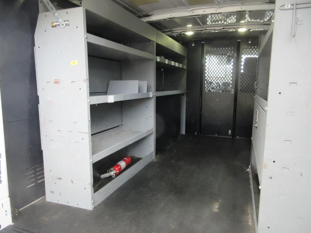 Ford Transit 150 Van Low Roof w/Sliding Pass. 130-in. WB 2017