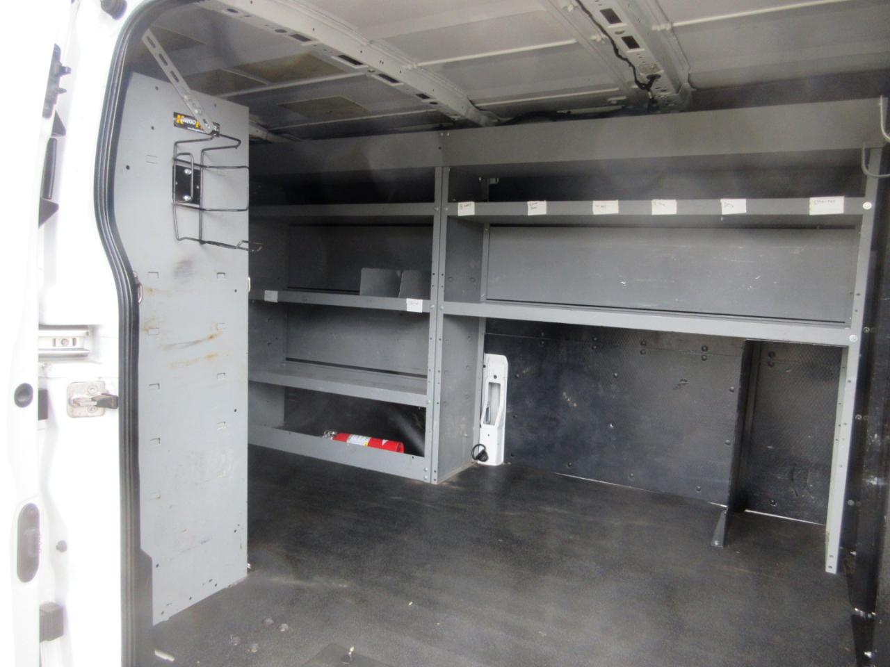 Ford Transit 150 Van Low Roof w/Sliding Pass. 130-in. WB 2017