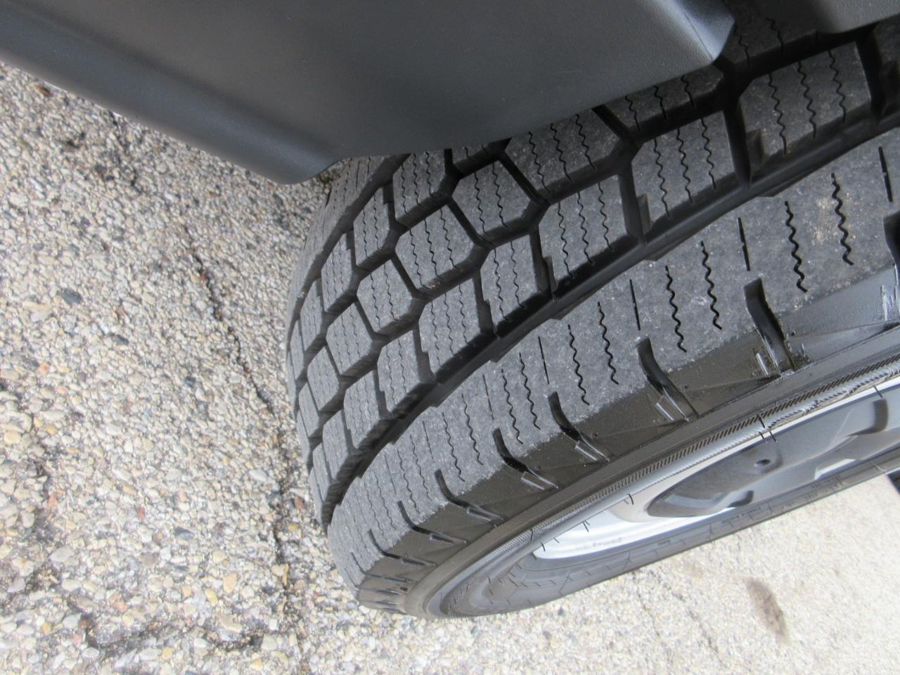 Ford Transit 150 Van Low Roof w/Sliding Pass. 130-in. WB 2017