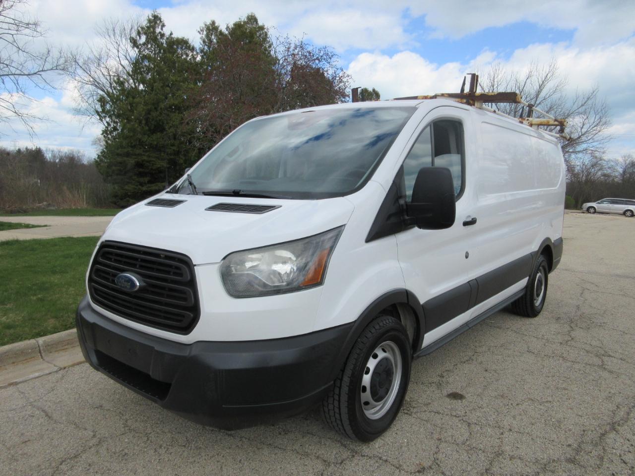 Ford Transit 150 Van Low Roof w/Sliding Pass. 130-in. WB 2017