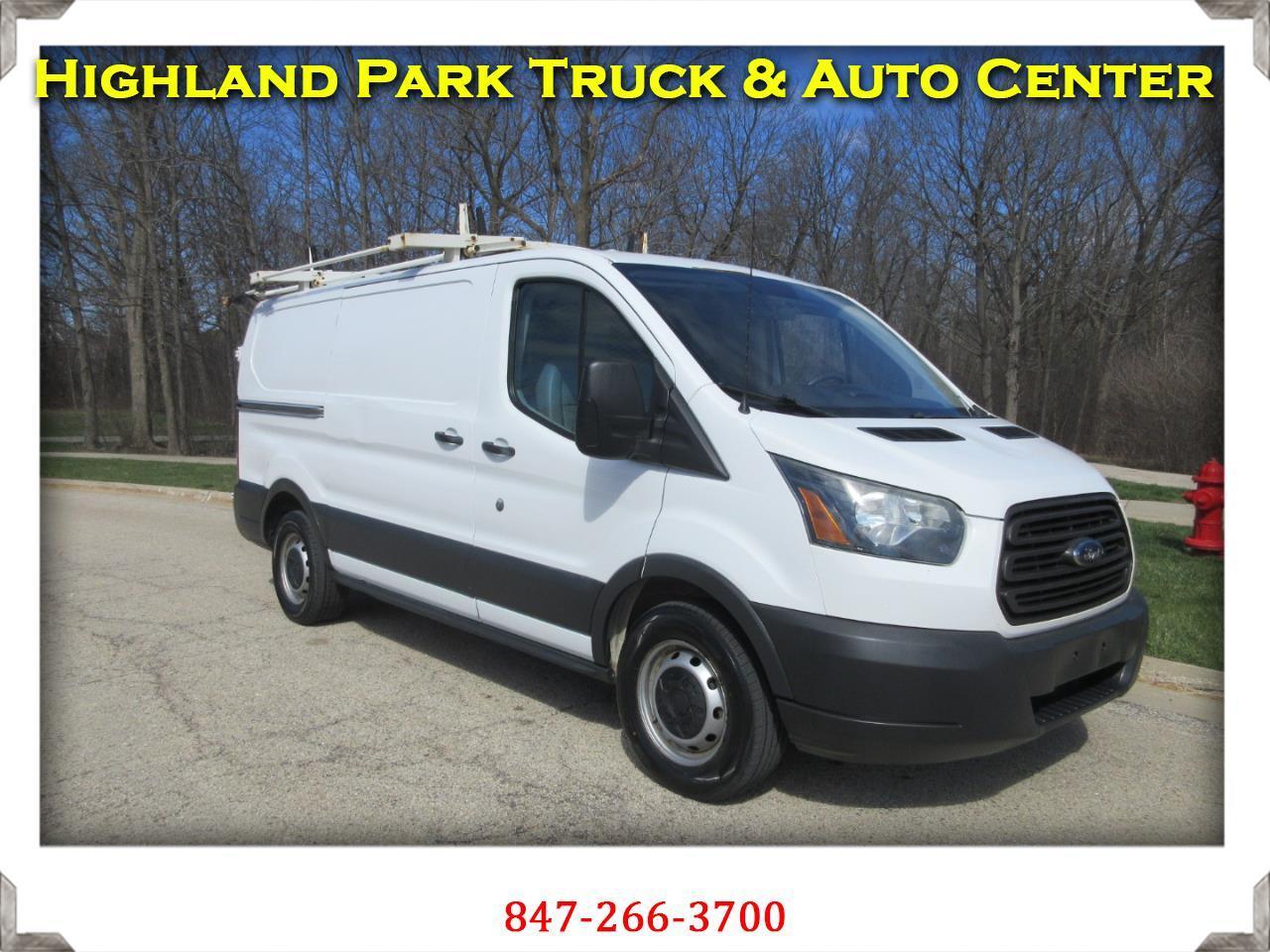 2015 Ford Transit 150 Van Low Roof w/Sliding Pass. 130-in. WB