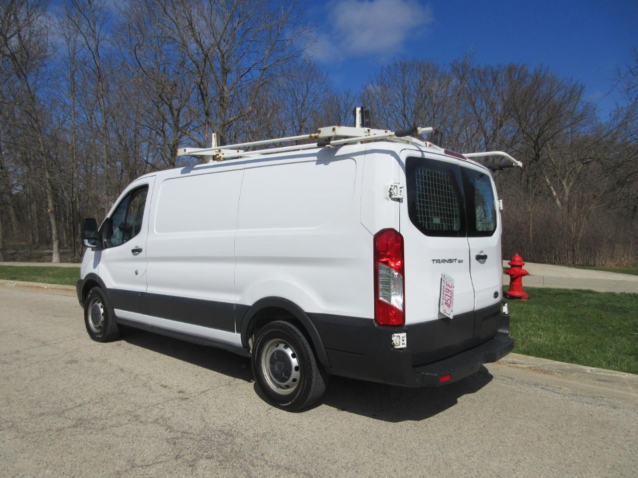 Ford Transit 150 Van Low Roof w/Sliding Pass. 130-in. WB 2015