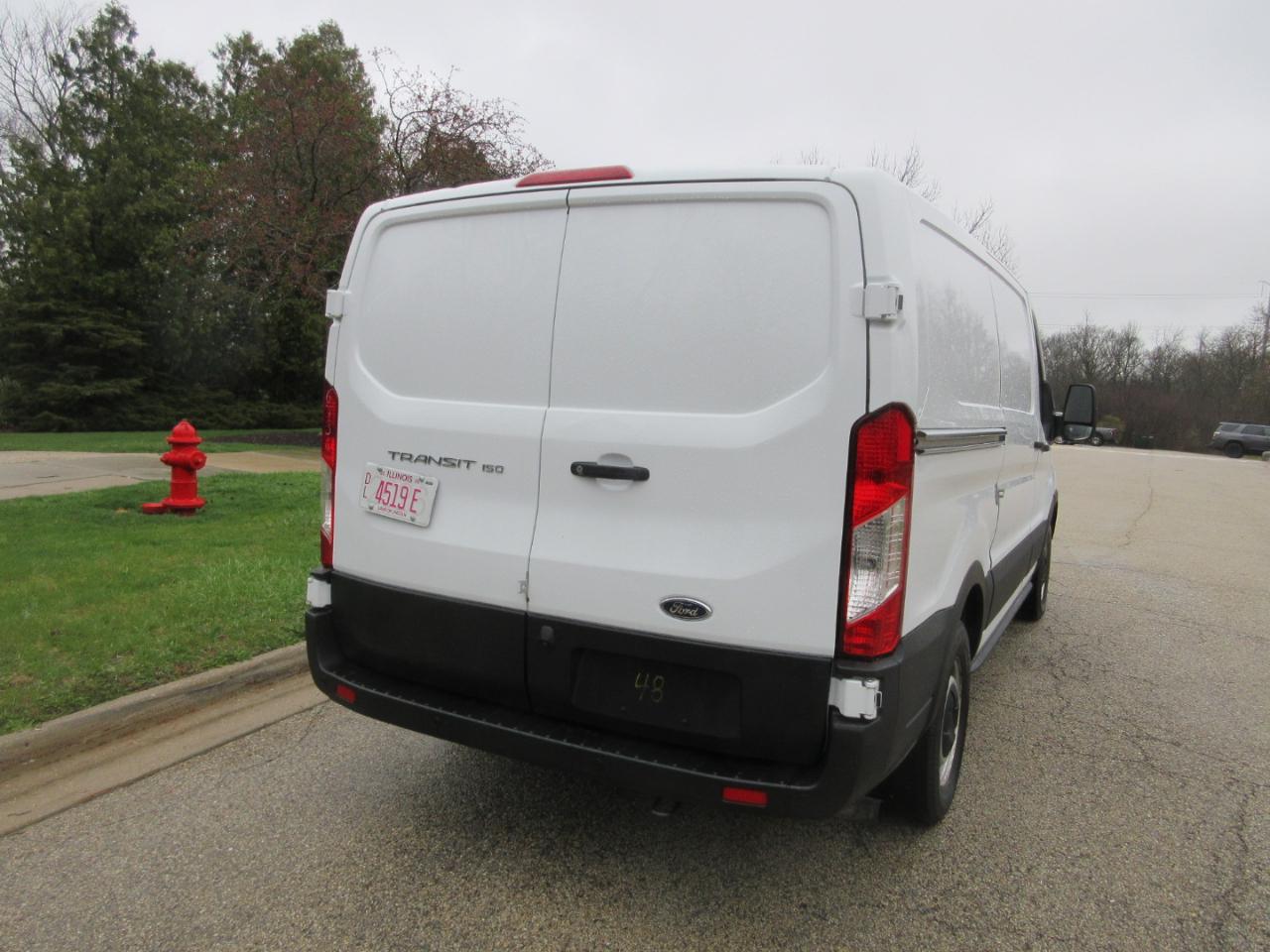 Ford Transit 150 Van Low Roof w/Sliding Pass. 130-in. WB 2020