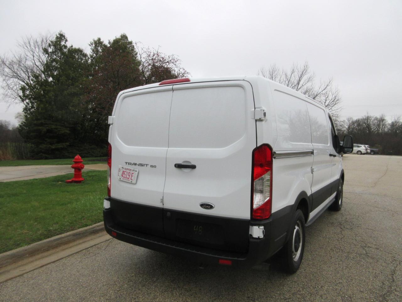 Ford Transit 150 Van Low Roof w/Sliding Pass. 130-in. WB 2020