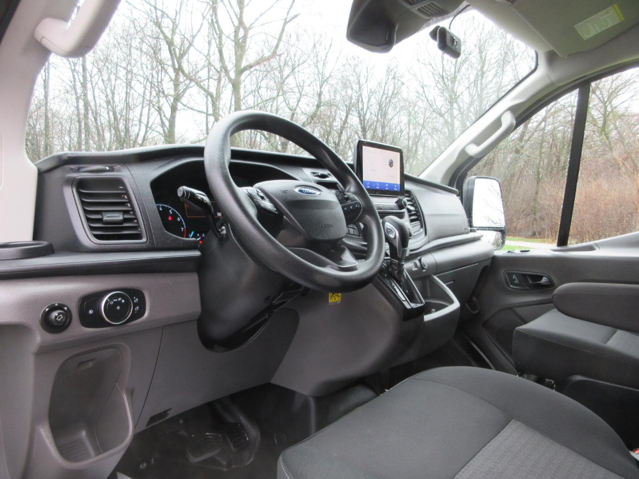 Ford Transit 150 Van Low Roof w/Sliding Pass. 130-in. WB 2020