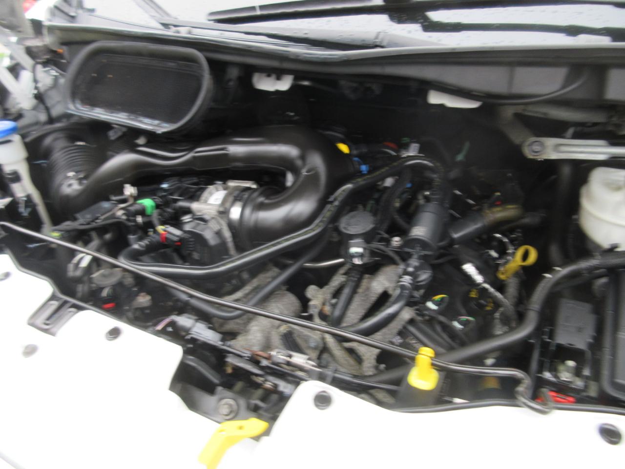 Ford Transit 150 Van Low Roof w/Sliding Pass. 130-in. WB 2020